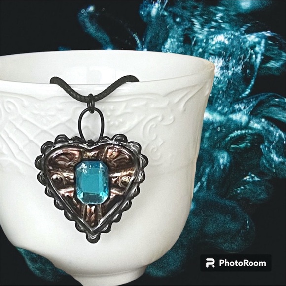 5 For $25💫Alternative 3-D Jeweled Heart Pendant Necklace - Picture 3 of 6